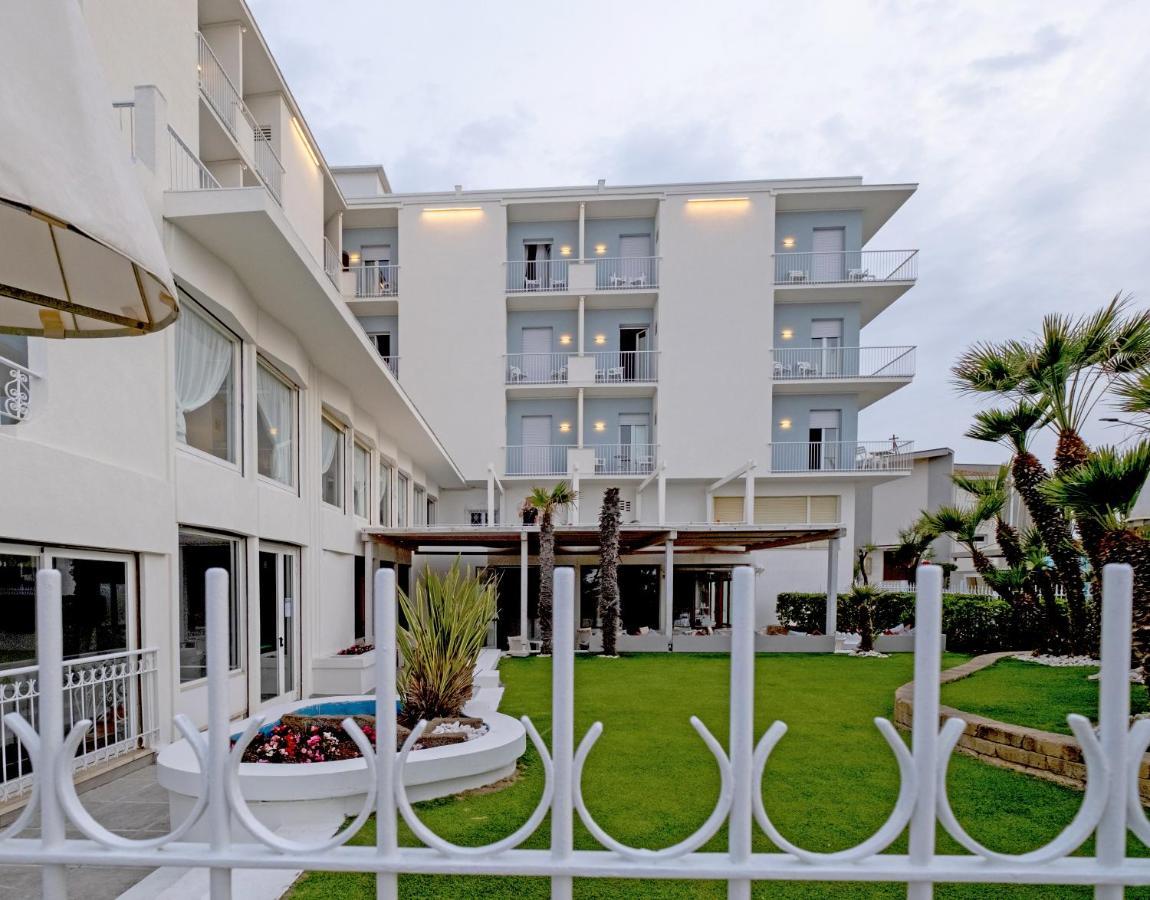 Hotel Continental Senigallia Exterior foto